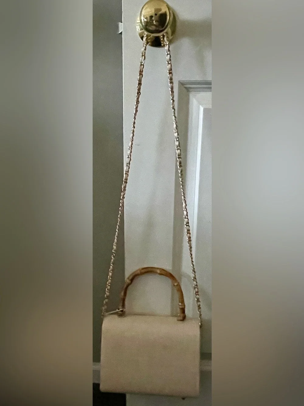 Tommy Bahama Bird & Floral Embroidered Canvas Bamboo Top Handle w Unique Chain